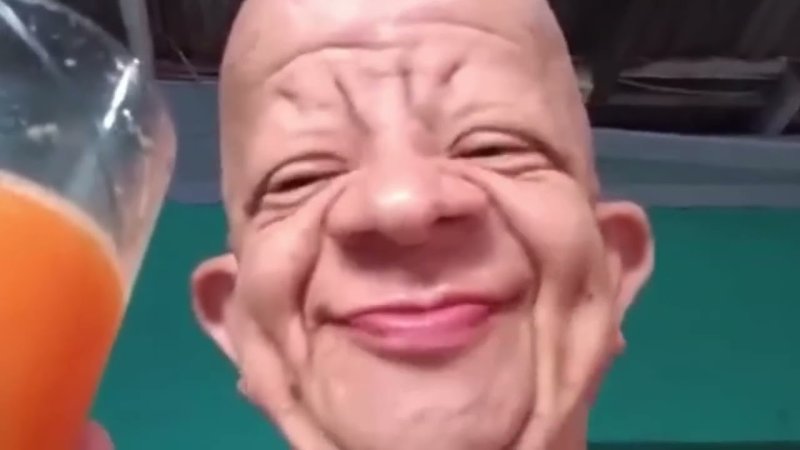 Лысый мужик из тик тока