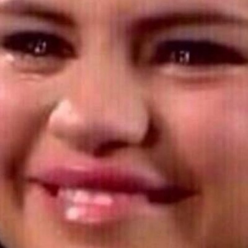 Улыбка со слезами