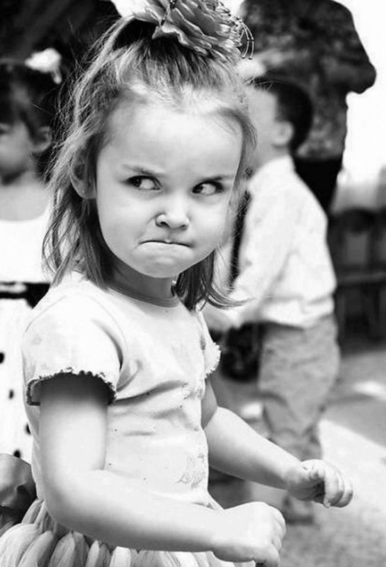 Обиженная девушка