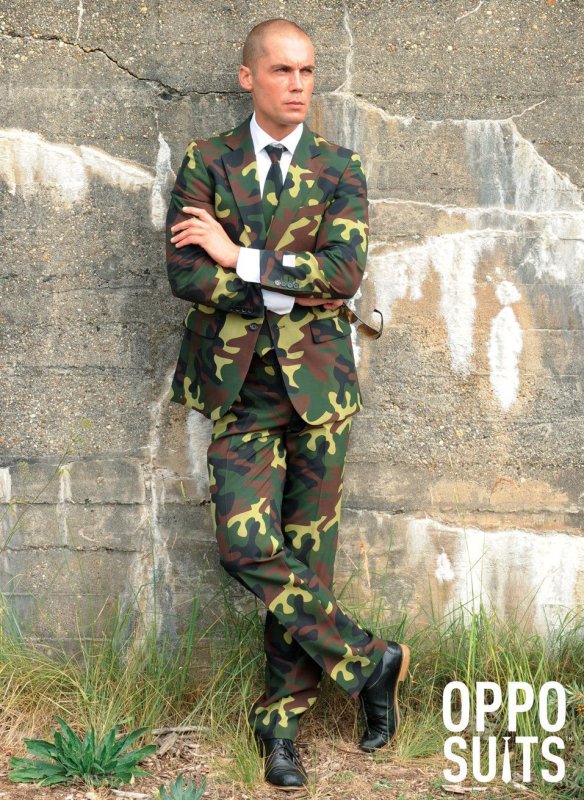 Мужик в камуфляже