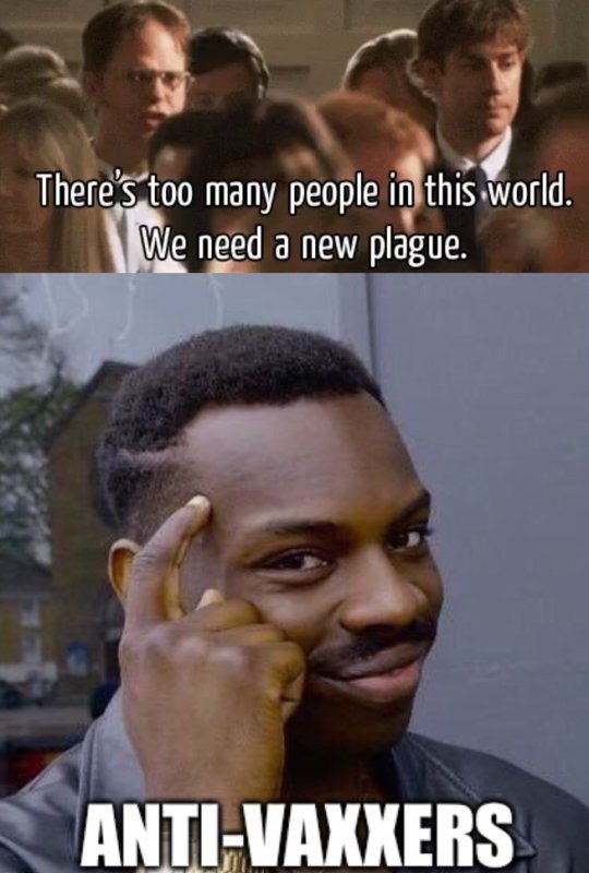 Негр стучит по голове