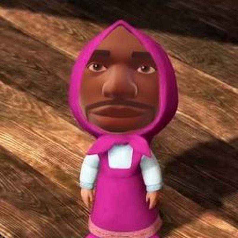 Маша из Маша и медведь с лицом негра