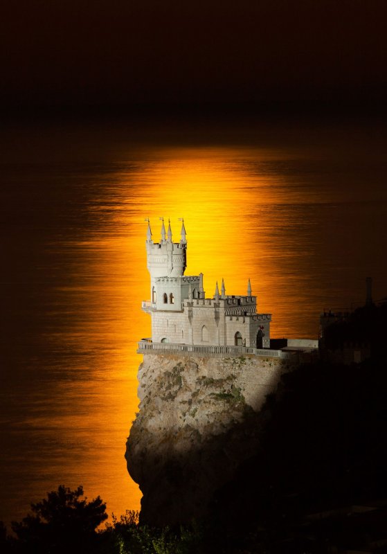 Фотограф Титов Крым Ласточкино гнездо