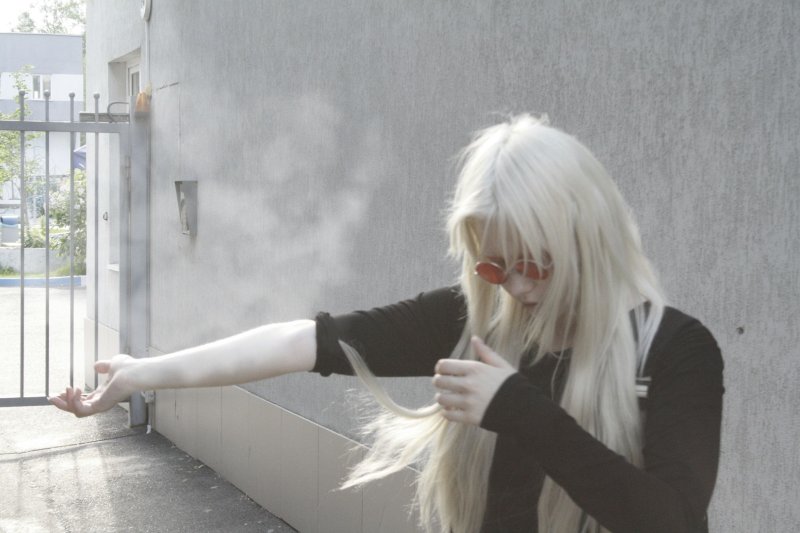 Девушка с белыми волосами Эстетика