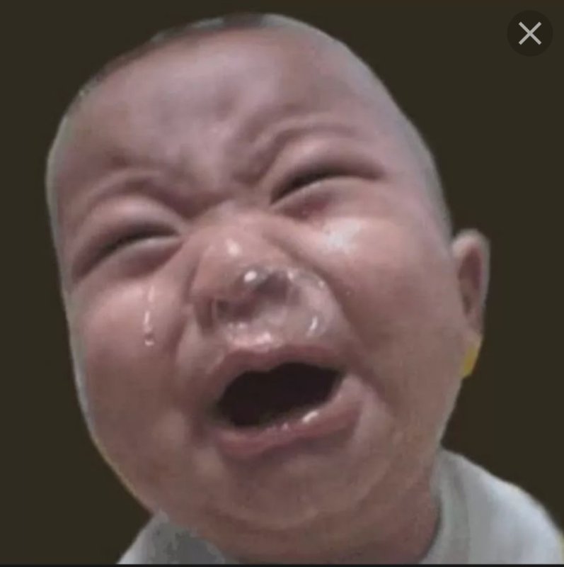 Плачущий мальчик с пузырями