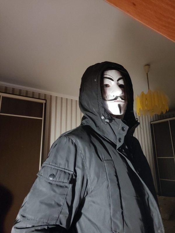 Украина флаг анонимус маска