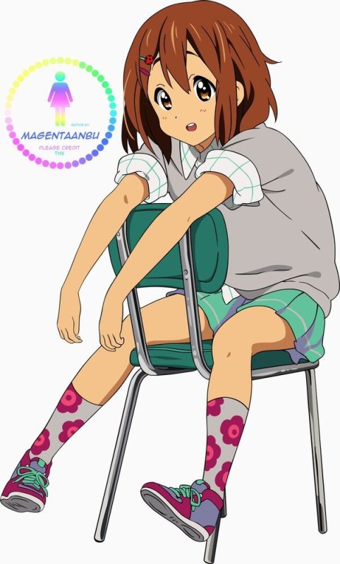 Юи Хирасава в полный рост