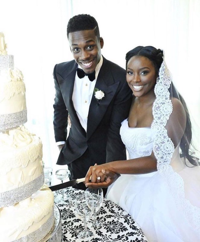 Блэк Веддинг