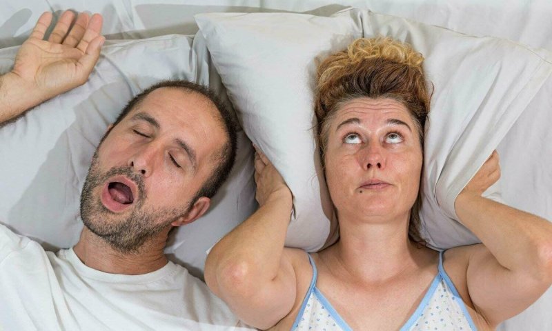 Сосед храпит