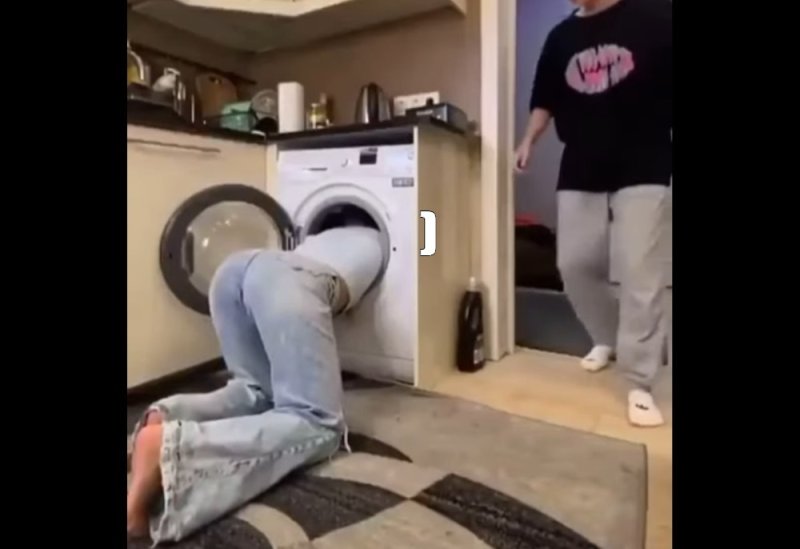 Сводная сестратзастряла в стералке