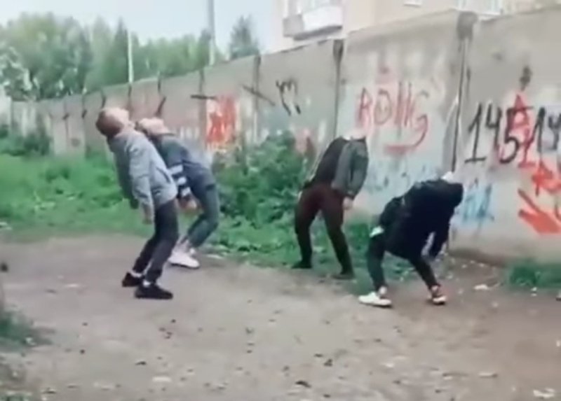 Завис человек