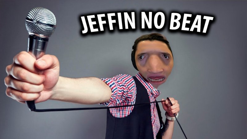 С танцующим мужиком у микрофона