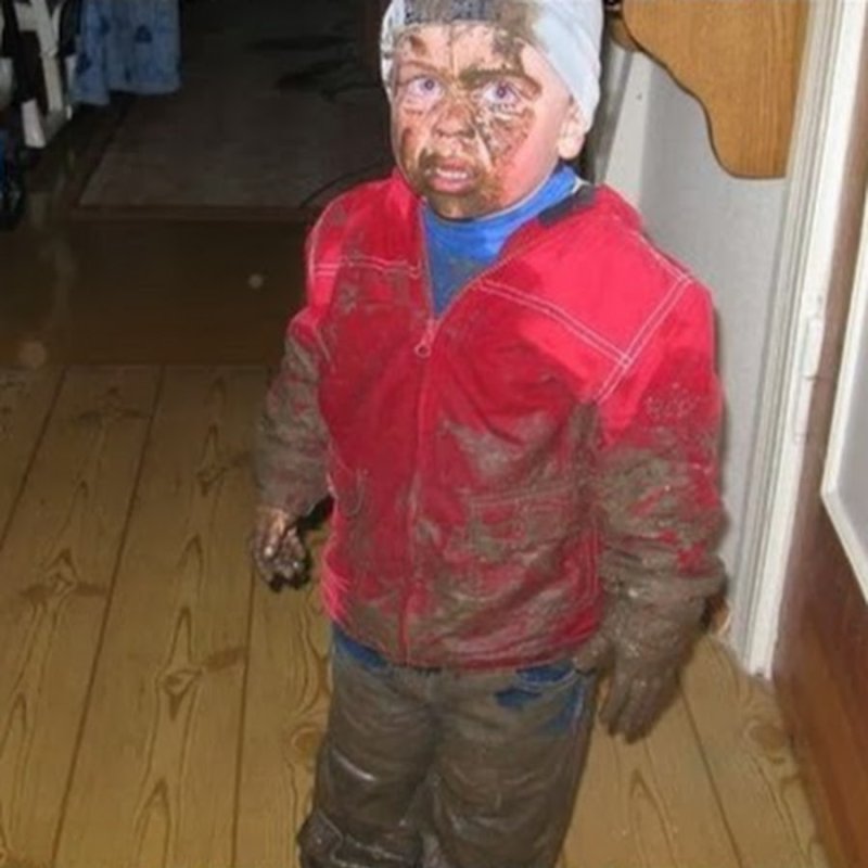 Грязный мальчик из мема