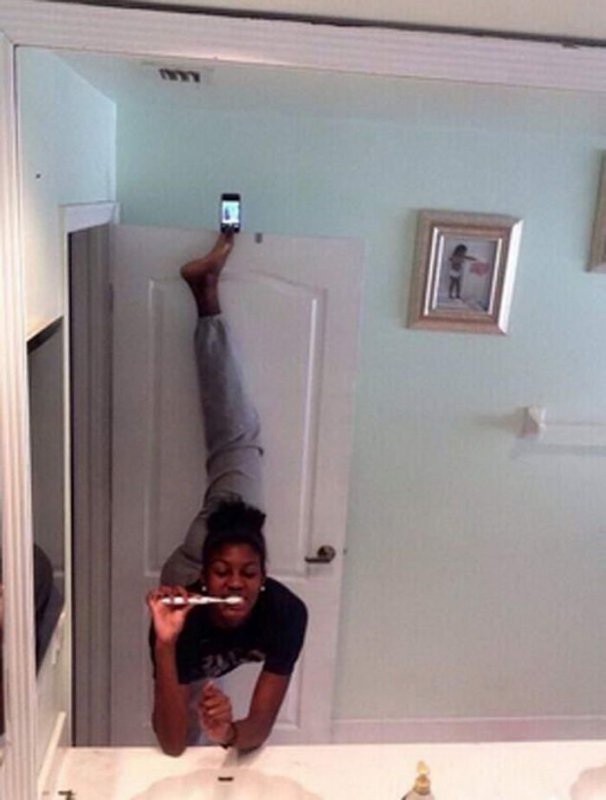 Сфоткаться в зеркале