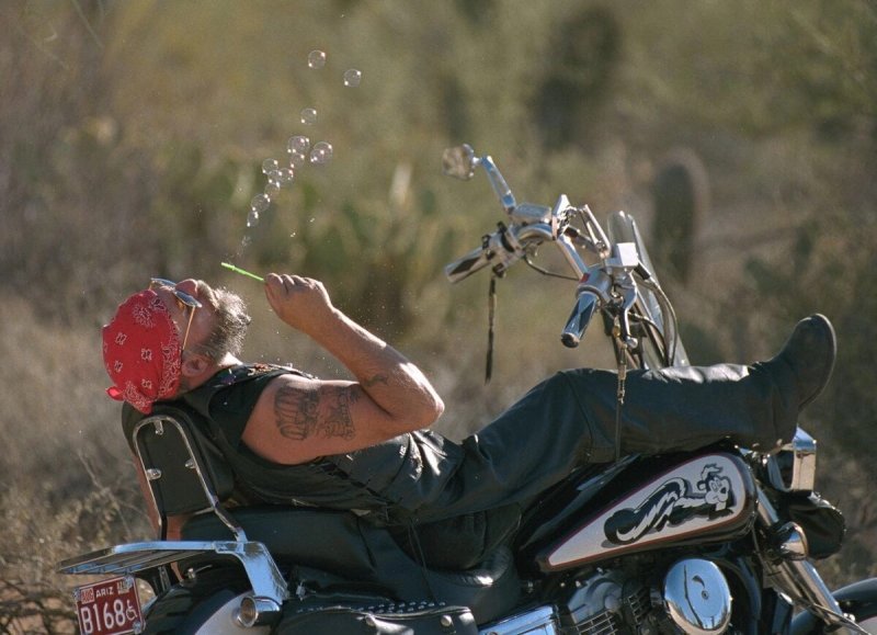 Веселый байкер