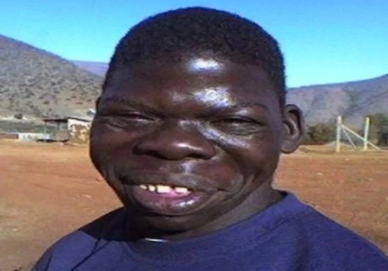 Радостный негр