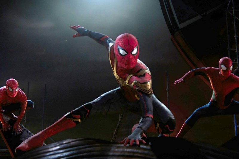 Человек паук на пути домой